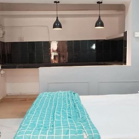 Janki Kunj Varanasi- 3 Room Home Екстериор снимка